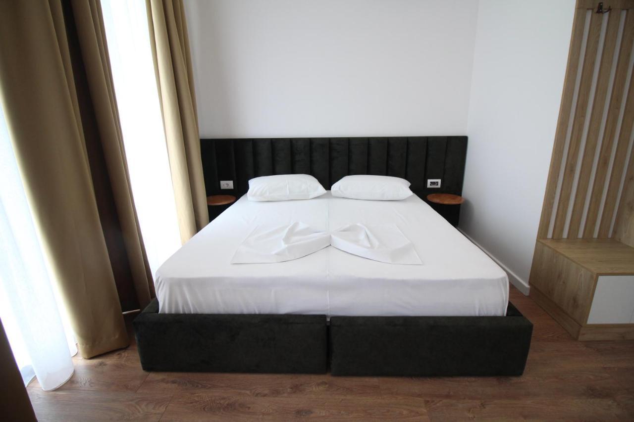 Juer Hotel Bajkaj Dış mekan fotoğraf