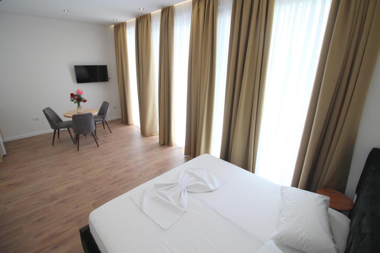 Juer Hotel Bajkaj Dış mekan fotoğraf